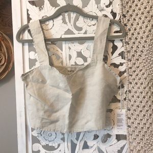 mate the label crop top